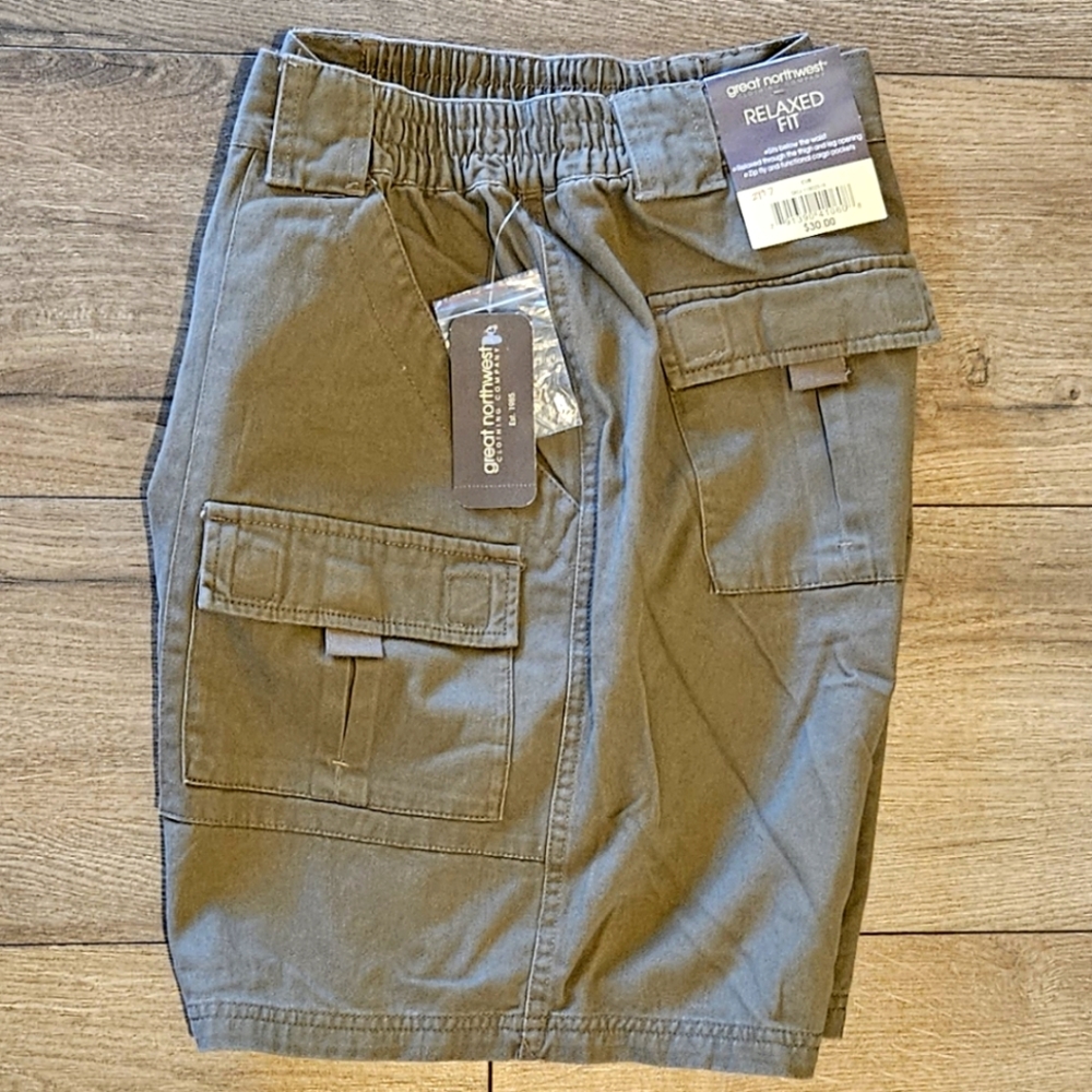 NWT's - GREAT NORTHWEST - Brown Mens Cargo Style Shorts - Size 36